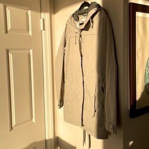 Columbia rain jacket